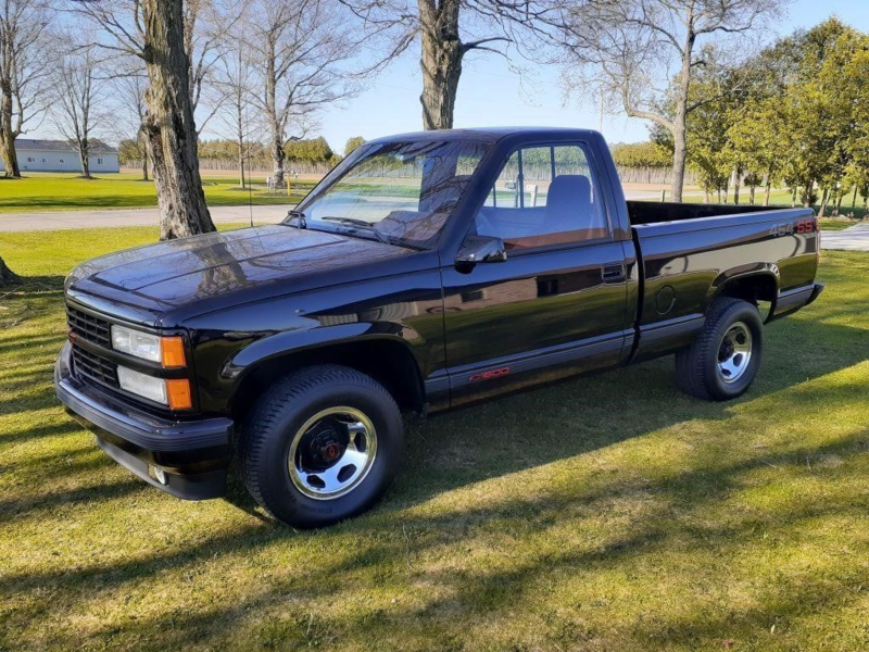 1990 Chevrolet 454 SS Pick Up Truck photo
